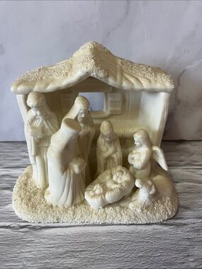 Ivory Ceramic Small Nativity Stable Scene Christmas